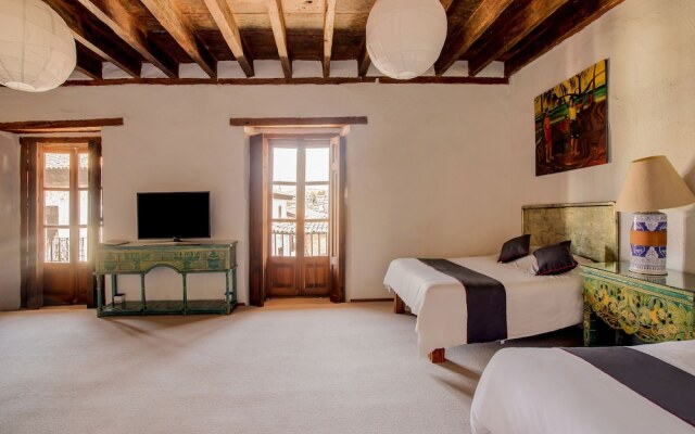Collection O Hotel La Batucada