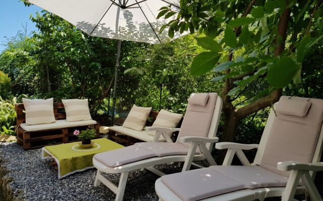 Margherita among vineyards