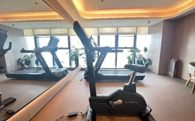 Ji Hotel (Zhengzhou East Railway Station)