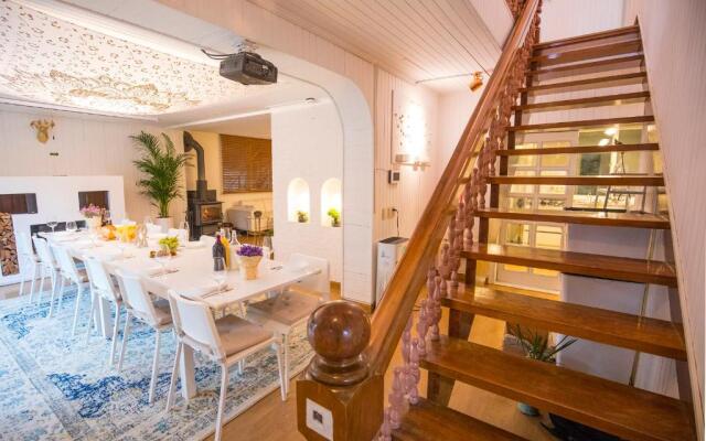 SG-Entire Serviced Residence & Home Concierge