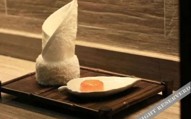 西湖隐庐酒店(杭州雷锋塔店)