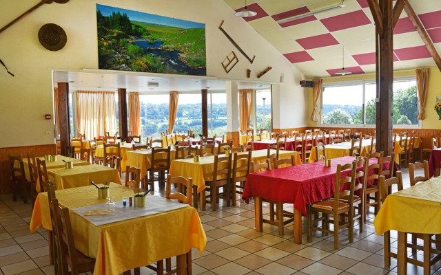 Azureva Brommat En Carladez