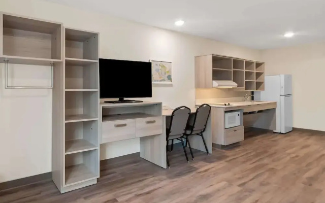 Woodspring Suites Pensacola West
