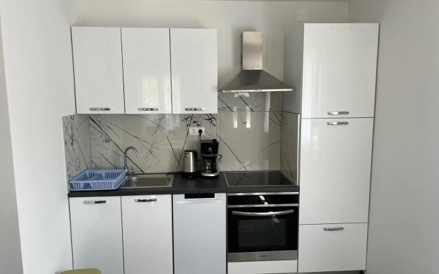 Half of house to rent - family Zelenika
