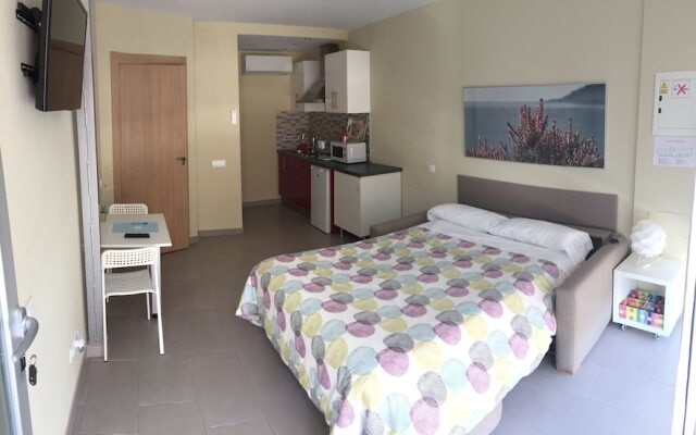 Apartamentos Turísticos María Guerrero