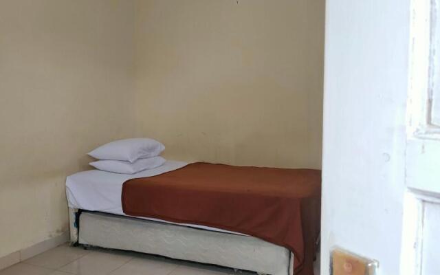 OYO 90090 Adhyaksa Syariah Guest House