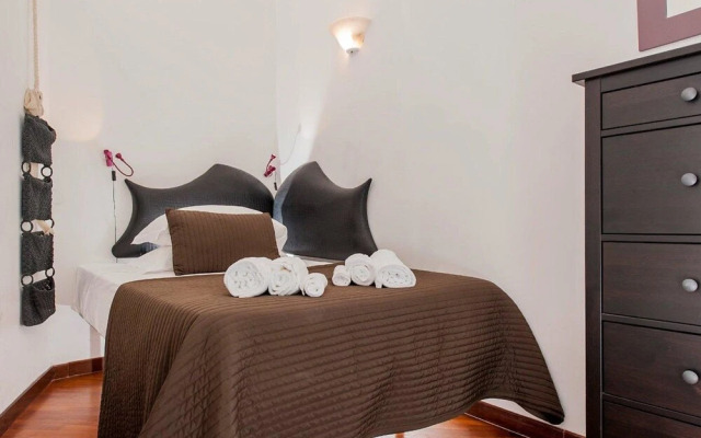 Pasquino Apartment - Navona Square