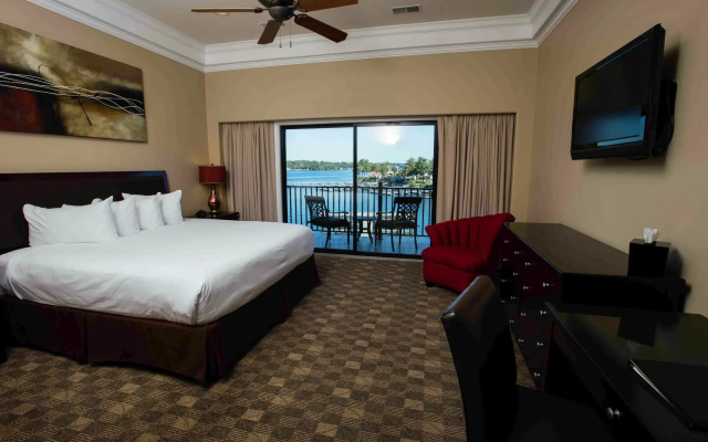 Camden on the Lake Resort & Spa