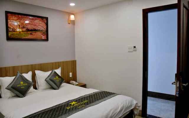 Royal Palms Hotel