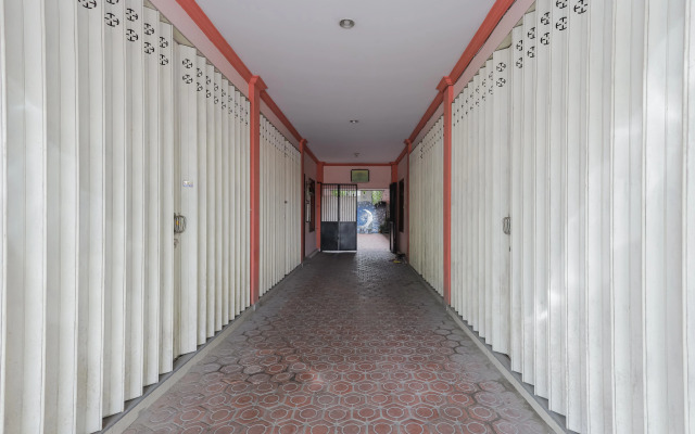 RedDoorz @ Pondok Candra