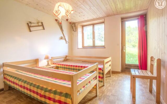 Apartment With 3 Bedrooms in Hauteluce, With Wonderful Mountain View,