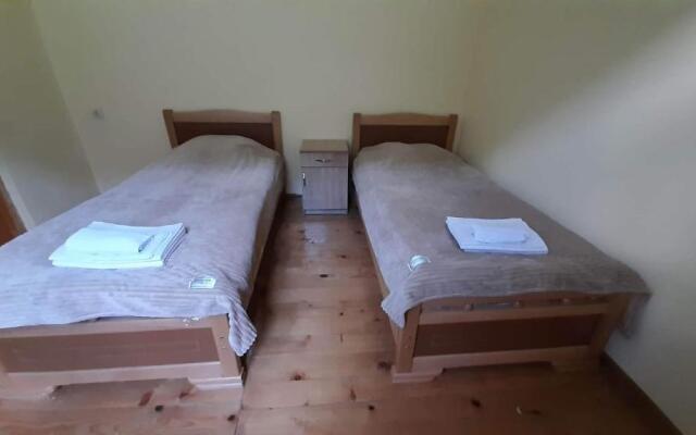 Guest House Eka