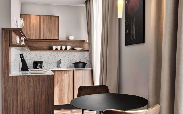 Radisson RED Hotel & Radisson RED Apartments, Kraków