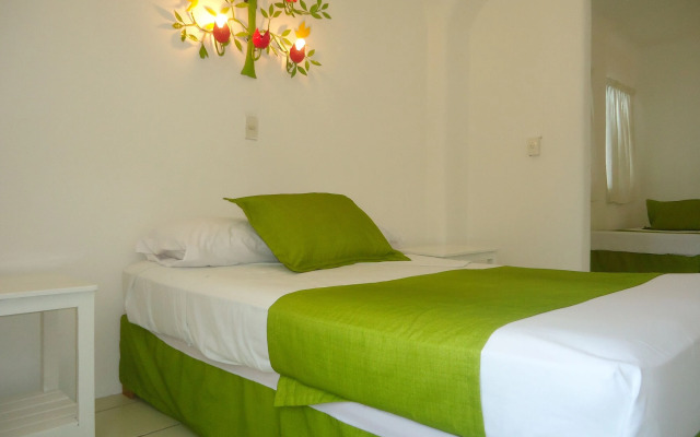 Casa Mexicana La Reyna