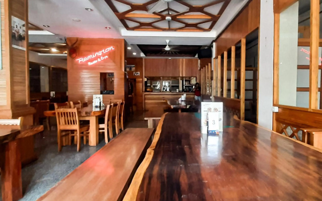 OYO 90428 Remington Hostel