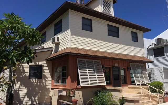 The Palmetto Inn
