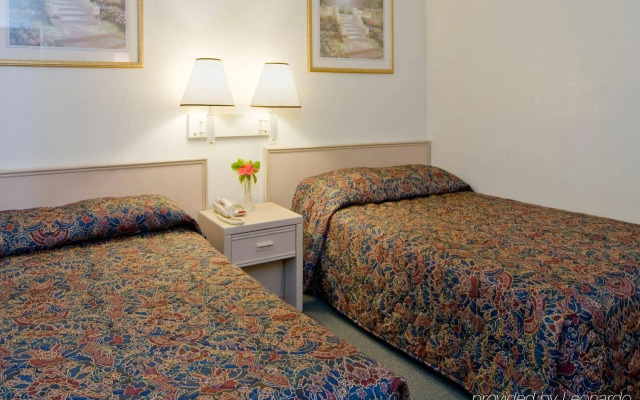 Americas Best Value Inn & Suites Groves Port Arthur