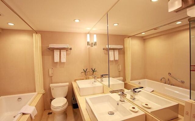 Zhuhai Junyi International Hotel (Sports Center store)
