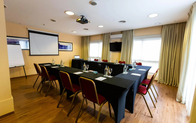 474 Buenos Aires Hotel