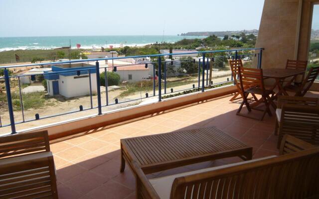 Mira Baia by Luz Management Services