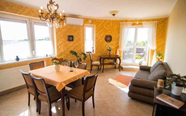 Francesca Apartmanlakása