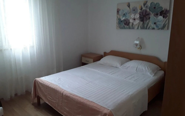 Frane - 20 m From Beach - A1