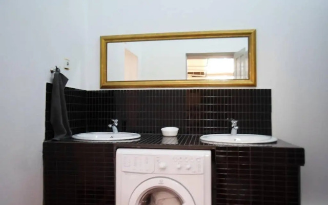 Antique Hostel