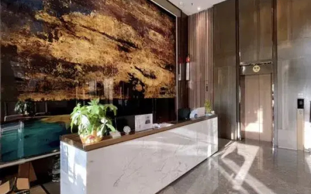 Lauder Executive Apartment