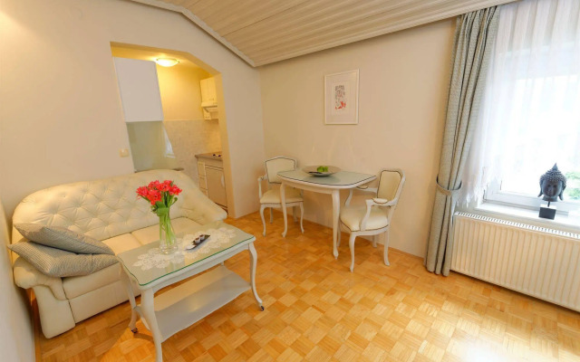 Aparthotel Vila Minka