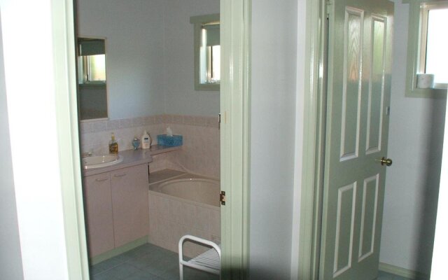 Bristol House Accommodation