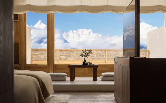 Deqin Meri Poodom hotel