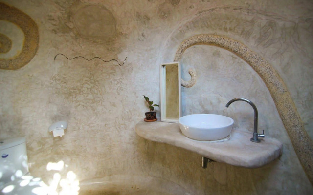 Naidee Sculptured Huts
