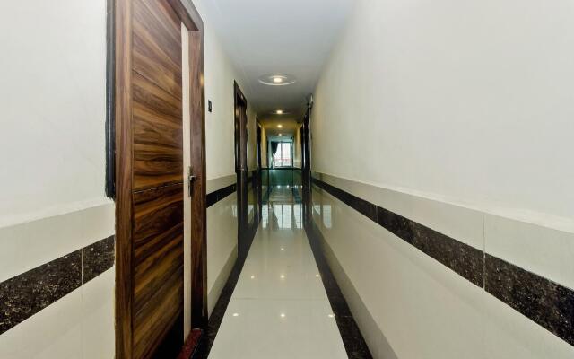 OYO 23656 Parimeet Hotel