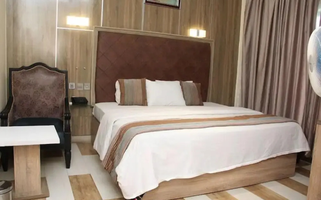 Gold Palm Hotels Ltd