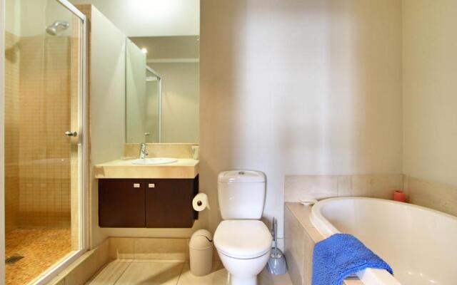 Icon City, CTICC apartments with pool - Digital SoUK