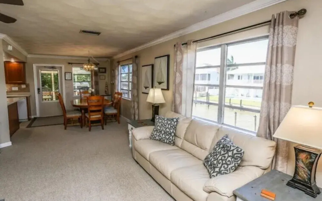 269 Driftwood Ln #4