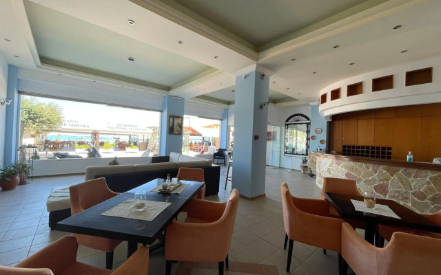 Hotel Flisvos