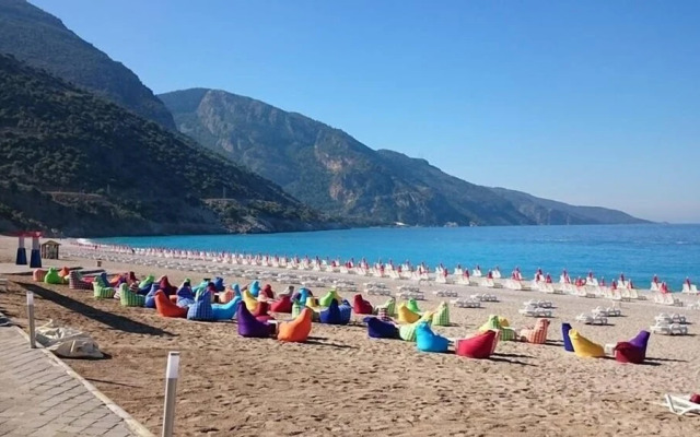 Paddys Apartments, Hisarönü