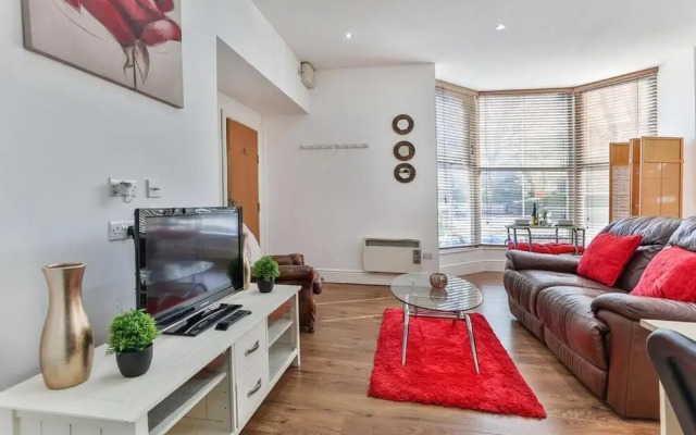 NEW Sleek Studio Apartment - Central Sheffield