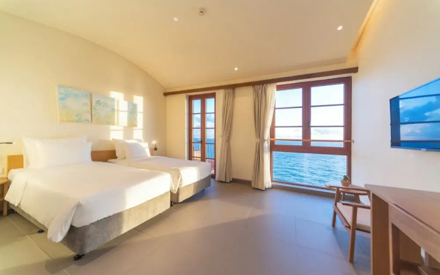 SOLANA Hotel Sunset Town Phu Quoc