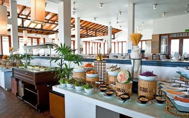 Avani Kalutara Resort