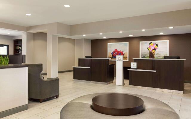 DoubleTree by Hilton Detroit Novi