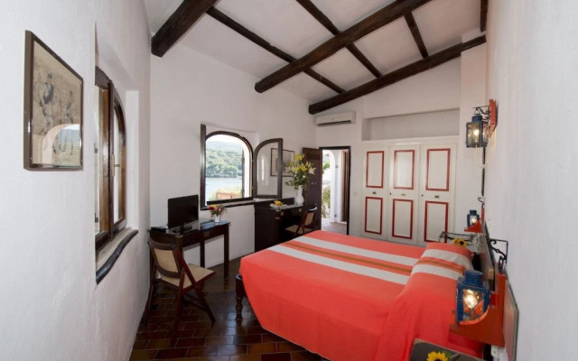 Hotel Cala di Mola