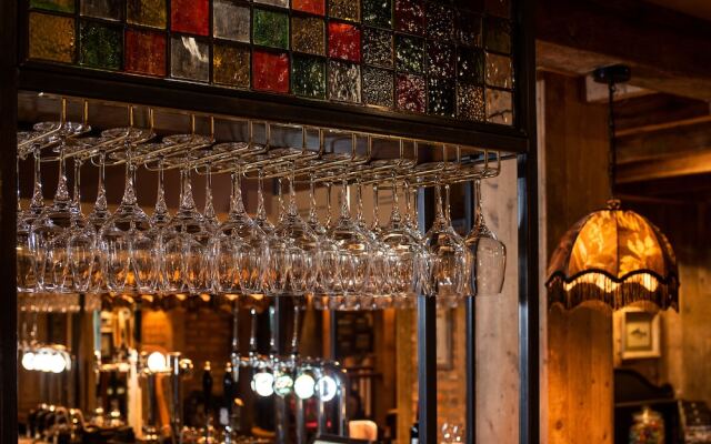 The Ambleside Inn - The Inn Collection Group