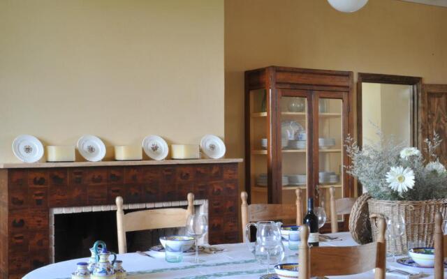 Villa Augusta Sleeps 14 Exclusive Pool