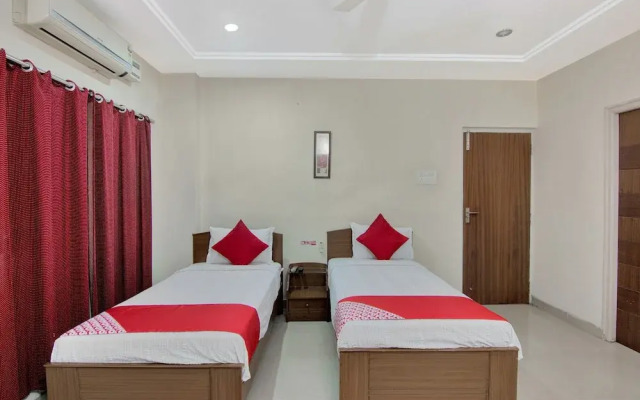 OYO 20009 SilverKey Gachibowli