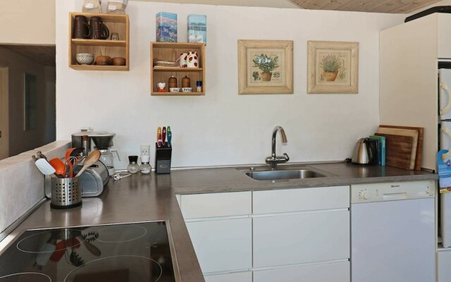 Pretty Holiday Home in Hadsund With Terrace
