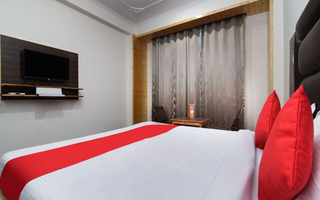 OYO 15699 Hotel Conifer