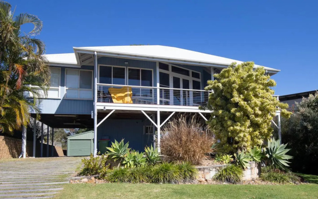 3 BUOYS - ocean views, fireplace, 3 bed, 2 bath
