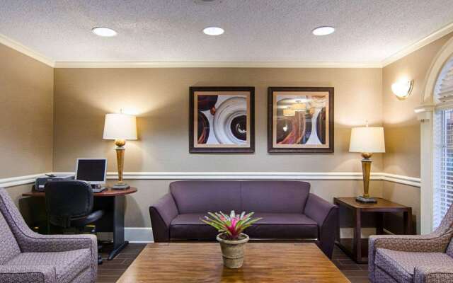 Quality Inn & Suites Little Rock West